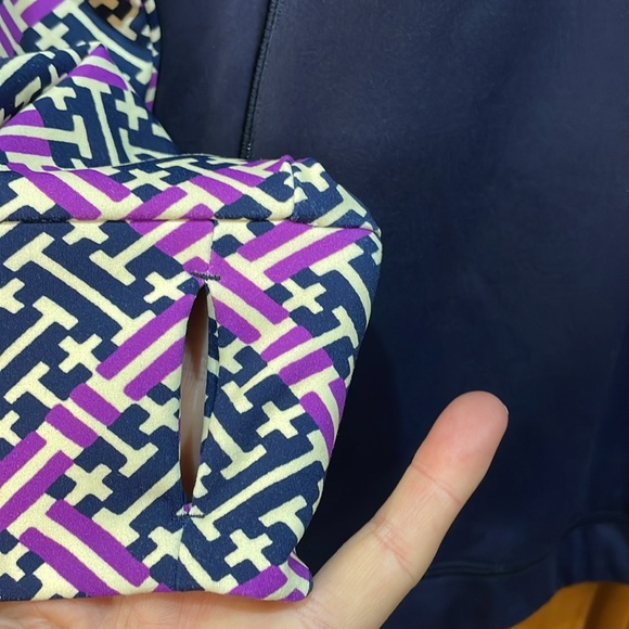 TALBOTS PERFORMANCE INTERLOCK LONG SLEEVE 3/4 zip PULLOVER NAVY/WHITE/PURPLE S - Picture 10 of 16